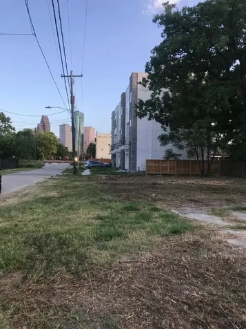 1615 Holly Street Houston TX 77007