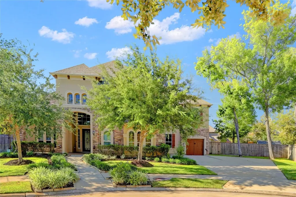 14 Pravia Path Drive Missouri City TX 77459
