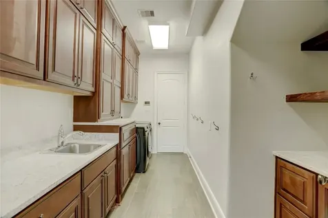 14 Pravia Path Drive Missouri City TX 77459