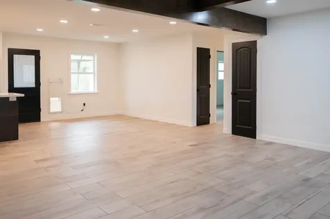 117 W Mahan Street Richwood TX 77531