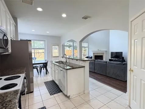 1031 Norfolk Drive Pearland TX 77584