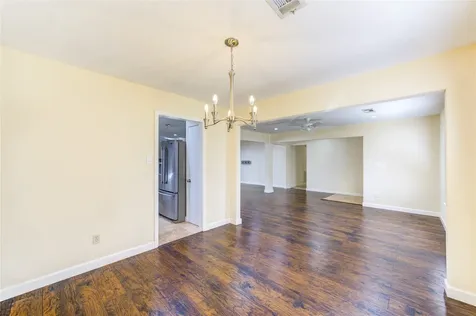 8826 Rowan Lane Houston TX 77036