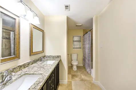8826 Rowan Lane Houston TX 77036