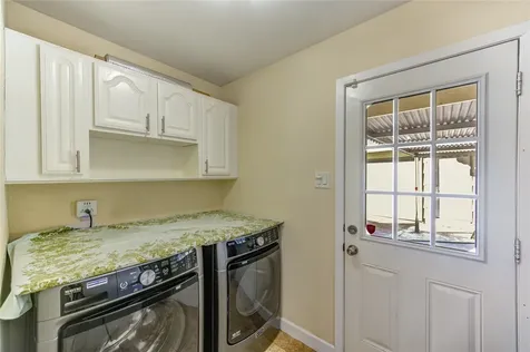 8826 Rowan Lane Houston TX 77036