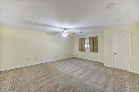 8826 Rowan Lane Houston TX 77036