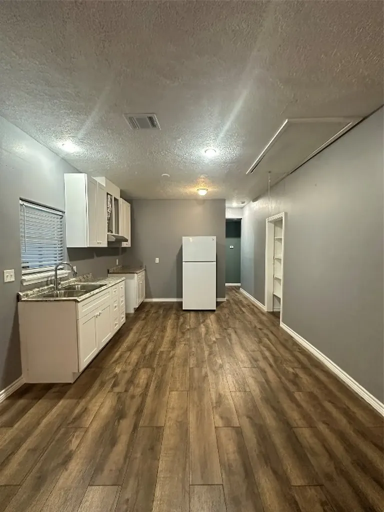 8611 Findlay Street Houston TX 77017
