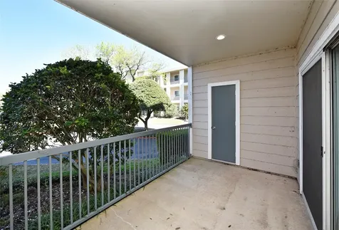 12800 Melville Drive 106a Montgomery TX 77356