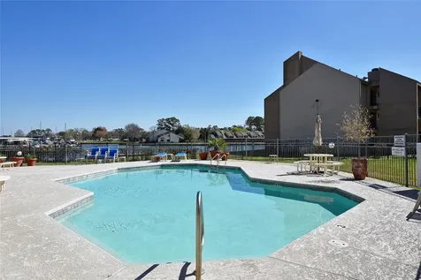 12800 Melville Drive 106a Montgomery TX 77356