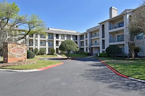 12800 Melville Drive 106a Montgomery TX 77356