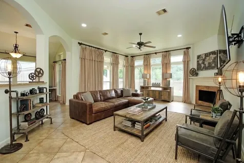 2435 Pioneer Oaks Drive Fresno TX 77545