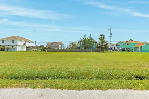 Lot 11 Lewis Scott Jamaica Beach TX 77554