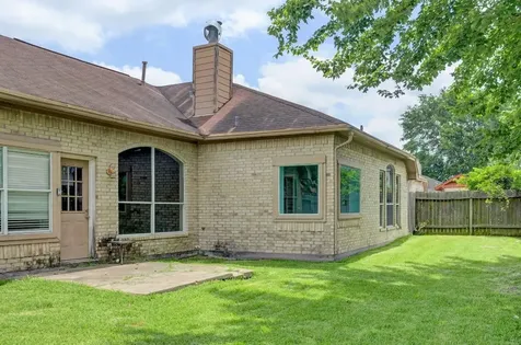 10302 Otter Circle Baytown TX 77523