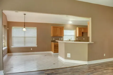 10302 Otter Circle Baytown TX 77523