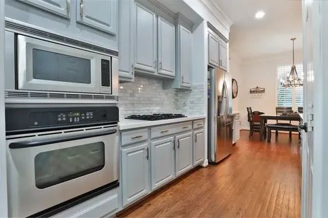 827 Garden Trace Lane Houston TX 77018