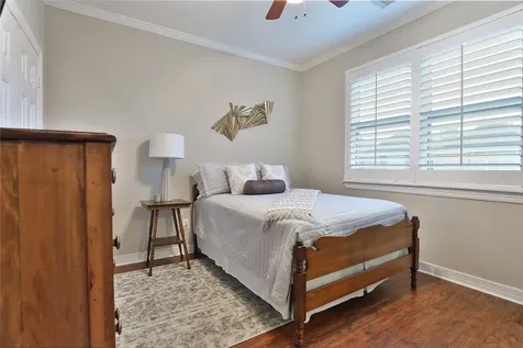 827 Garden Trace Lane Houston TX 77018