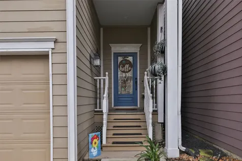 827 Garden Trace Lane Houston TX 77018