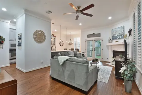 827 Garden Trace Lane Houston TX 77018