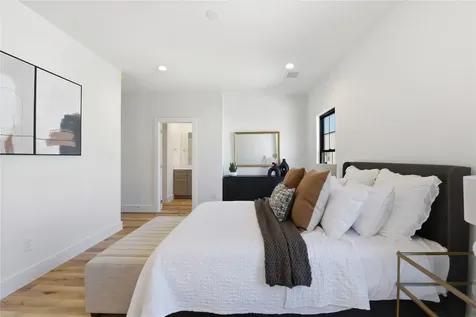 11917 N Hoa Sen Circle Houston TX 77072
