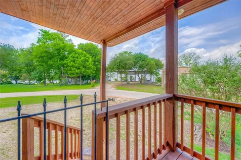 300 & 301 Tortuga Way Point Blank TX 77364