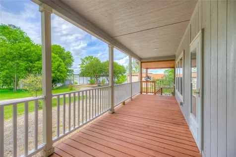 300 & 301 Tortuga Way Point Blank TX 77364