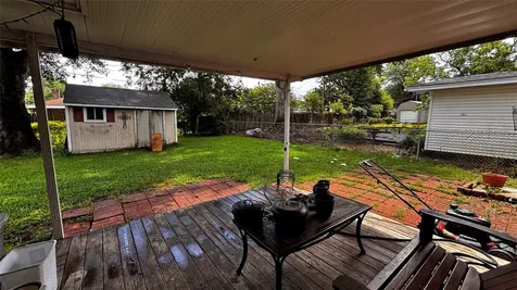 5148 Foster Avenue Groves TX 77619