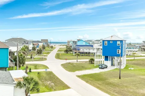 13010 Buccaneer Parkway Freeport TX 77541