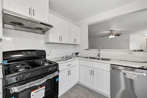 13426 Sanderford Lane Houston TX 77083