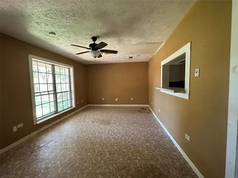 100 W Stockbridge Street Eagle Lake TX 77434