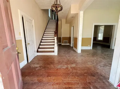 100 W Stockbridge Street Eagle Lake TX 77434