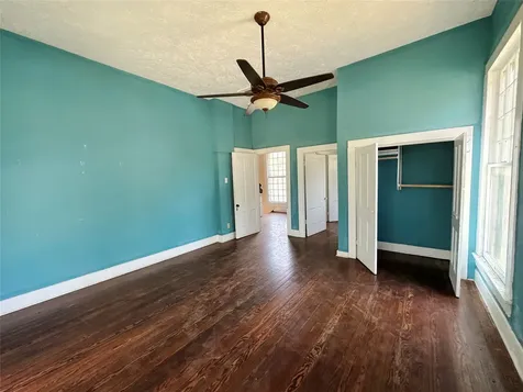 100 W Stockbridge Street Eagle Lake TX 77434