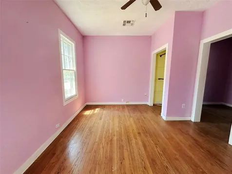 100 W Stockbridge Street Eagle Lake TX 77434