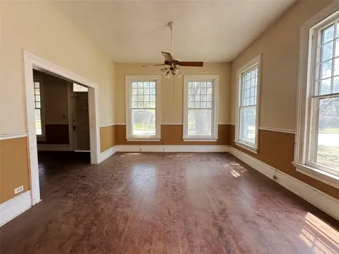 100 W Stockbridge Street Eagle Lake TX 77434