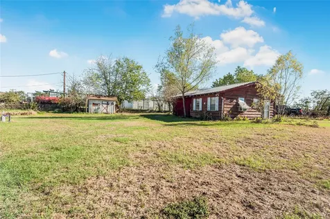 103 Leaning Oaks Street Somerville TX 77879