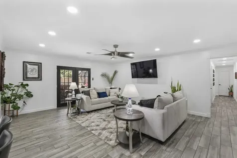 1441 Bingle Road Spring Valley Village TX 77055
