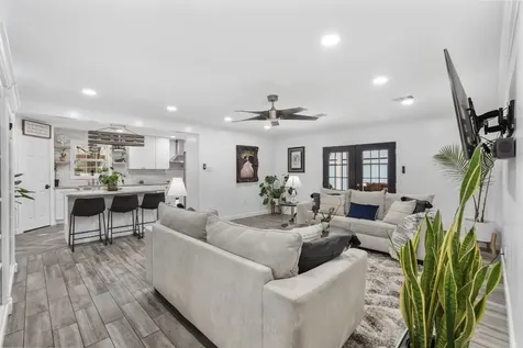 1441 Bingle Road Spring Valley Village TX 77055