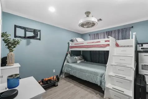 1441 Bingle Road Spring Valley Village TX 77055
