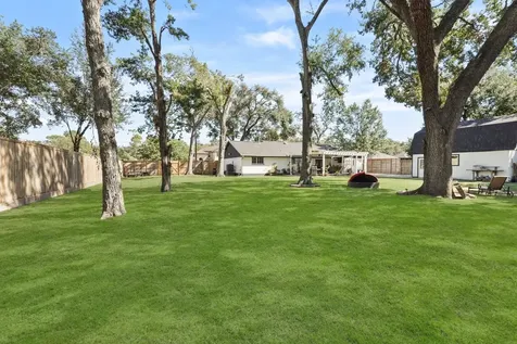 1441 Bingle Road Spring Valley Village TX 77055