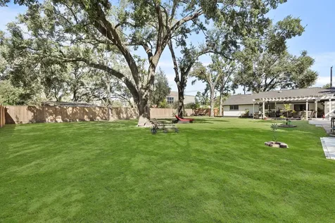 1441 Bingle Road Spring Valley Village TX 77055