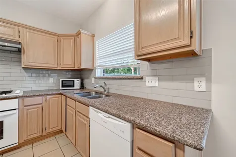 4539 Springfield Lakes Street Sugar Land TX 77479