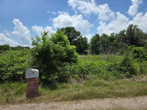 5011 County Road 347 Brazoria TX 77422