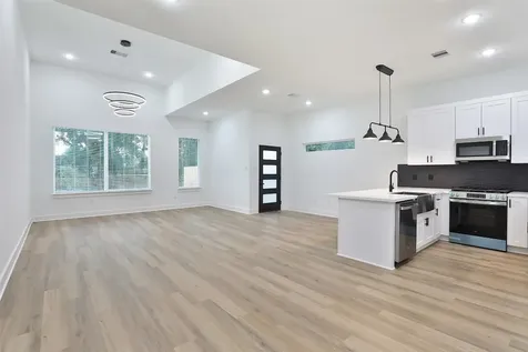 8109 Bigwood Street A Houston TX 77078