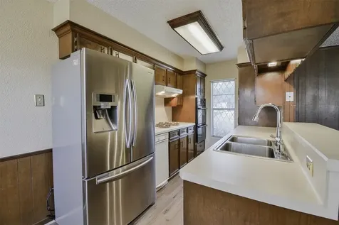 13915 Roundstone Lane Houston TX 77015