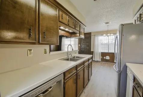 13915 Roundstone Lane Houston TX 77015