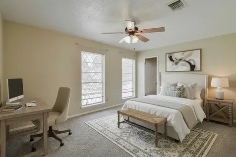 13915 Roundstone Lane Houston TX 77015