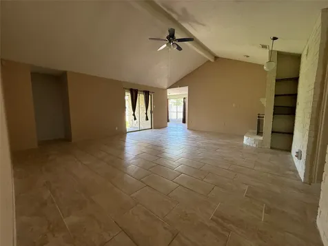 514 W Castle Harbour Drive Friendswood TX 77546