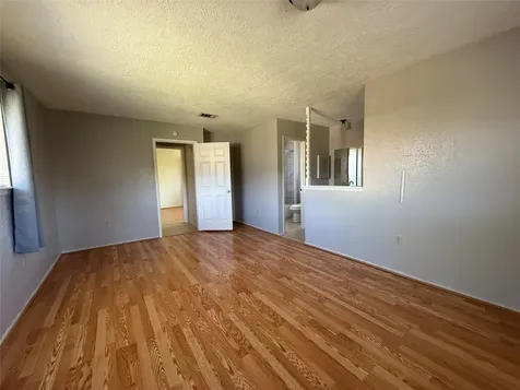 514 W Castle Harbour Drive Friendswood TX 77546