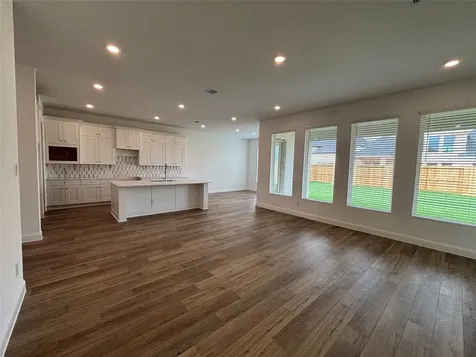 9203 Boardwalk Shore Drive Baytown TX 77521