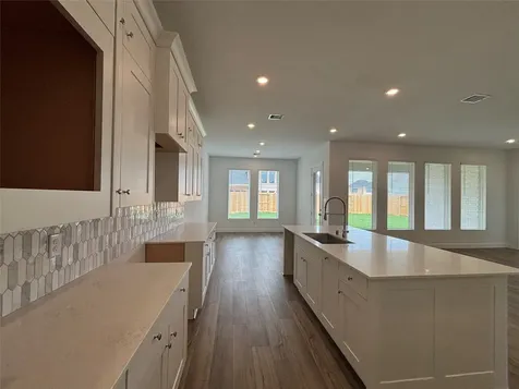 9203 Boardwalk Shore Drive Baytown TX 77521