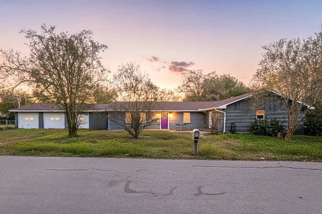 811 Strange Drive Richmond TX 77406