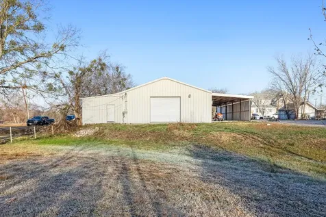 217 W Hill Street Navasota TX 77868